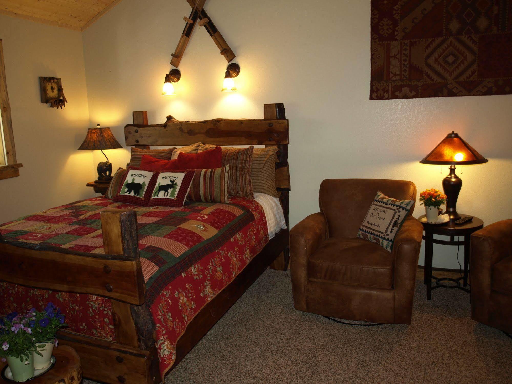 Whispering Pines Inn Flagstaff Extérieur photo